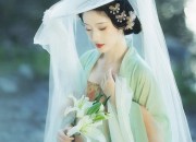 Traditional Charm Meets Modern Family:Childrens Hanfu 汉服)and Parent-Child Matching Fashion