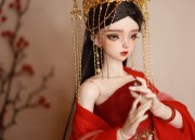 Shanghai Cheongsam:A Glimpse into Old Shanghais Glamour