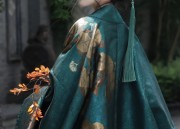 Dancing in the Past:The Enchanting Beauty of Hanfu Classical Dance