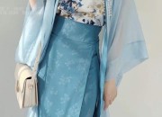 Embracing Plus-Size Womens Summer Qipao Fashion:A Guide to Stylish and Comfortable Options