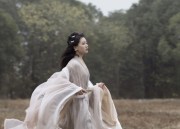 Elegant Embroidery:The Story of a Girls Hanfu Boots with Exquisite Patterns