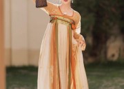 The Splendor of Hanfu in the Splashed Splendor of Jinhuai 锦灰堆汉服之绚烂)