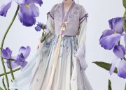 The Versatility of High Heels Pairing with Cheongsam:A Fashionable Fusion