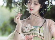 Summer Protection with Qipao Shawls and UV Protection Accessories