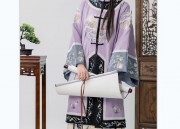 The Splendor of Hanfu Headdress:The Red Flower Emblem