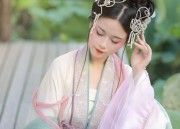 Summer Elegance:How to Achieve a Fairy-like Look with Slimming Effects in Hanfu for Women