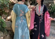 Elegant Hanfu Headdress Styles for Girls:Embracing Traditional Beauty