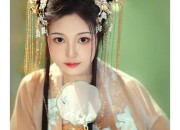 Maternal-Child Cosplay:The Enchantment of Ancient Costume for Moms and Daughters