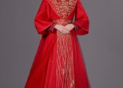 The Rise of Qipao with Ice Silk Shawls and Overlays