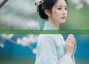 Embracing Winter in a New-Chic Chinese Cheongsam Toast Dress