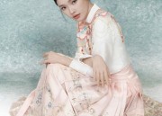 Chén Yùqís Hanfu Fashion:Exploring the Elegance of Traditional Chinese Attire