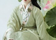 Elegant New Arrival:The Refinement of Cheongsam Skirts
