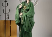 The Elegance of White Chinese Cheongsam:A Cultural Icon of Traditional Beauty