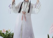 The Splendor of Summer:Exploring the World of Hanfu for Young Girls