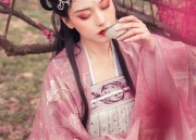 Elegant Hanfu Hair Bands for Women:The Art of Styling Hair with Traditional Charm