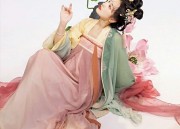 Traditional Chinese Style Horseface Skirt for Children:A Short Version