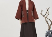 The Rise of Hanfu Dress:Exploring the Charm of Traditional Chinese Qun Pants