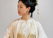 Girl Childrens Hanfu Shawls:A Blend of Tradition and Modernity