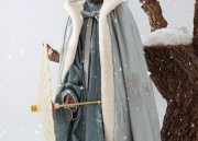 The Splendid Charm of Gold-Inlaid Horseface Skirt with Scenic Mountain-and-Water Landscape