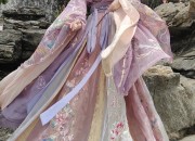 Ming Dynasty Hanfu Student Girls:A Glimpse into Traditional Elegance
