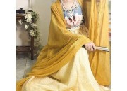 Embracing Elegance:Designing and Wearing Qipao for the 155cm Frame