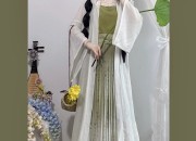 Childrens Traditional Chinese Fashion:The Rise of Hanfu in the New Era