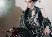 Embroidered Heavy Work Horseface Skirt for Women:A Blend of Tradition and Elegance