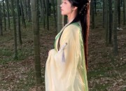 Embracing the Beauty of Plus-Size Chinese Cheongsam The New Fashion Trend for Curvier Women