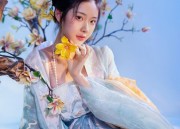 Children in Traditional Hanfu at Xian Tang Dynasty Everbright City