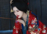 The Splendor of Hanfu:A Journey Through Ancient Chinese Clothing