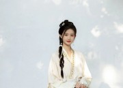 The Rise of the Mini Skirt:The Mamen Qun Fashion in 2025