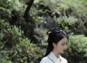 Enchanting Summer Fashion:Adult Womens Traditional Chinese Hanfu Costumes in a Modern Twist