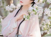 The Enigma of Ahbon Cheongsam:A Glimpse into Traditional Chinese Elegance