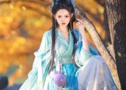 The Evolution of Skirt Qipao:A Blend of Traditional Elegance and Modern Charm