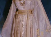The Evolution of Cheongsam:Embracing the Modernity in 2024s Soft-Style Qipao