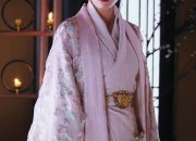 The Splendor of a Tang Princess in Hanfu Manteau:A Journey Through Ancient Chinese Elegance