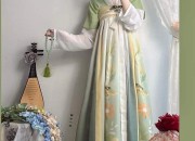 The Splendor of Hanfu Fashion:Zhao Liying in the Style of Ru Yi Fangfei