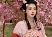 Long-Style Cheongsam for Little Girls:A Traditional Elegance