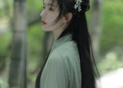 Embracing the New Chinese Style:Cheongsam Women in Summer Elegance