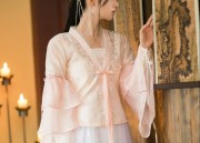 Original and Authentic Horseface Skirt for Summer
