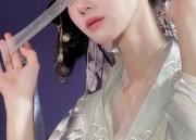 The Elegance of a Girls Mǎmiàn Skirt:A Journey into Traditional Chinese Dress