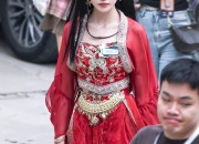 Mother-Daughter Harmony:A Journey in Traditional Hanfu Fashion