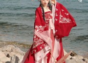 The Allure of Black Hanfu:Dominating Grace and Power