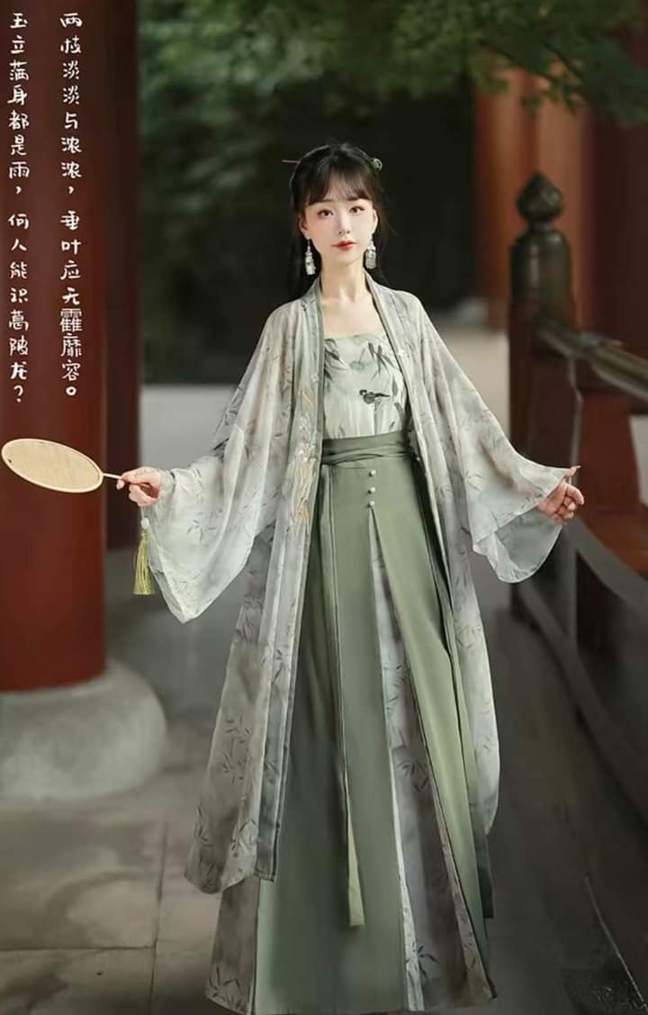 Tongwan Hanfu Studio:Preserving Traditional Elegance Through Modern Craftsmanship Tongwan Hanfu Studio:Preserving Traditional Elegance Through Modern Craftsmanship
