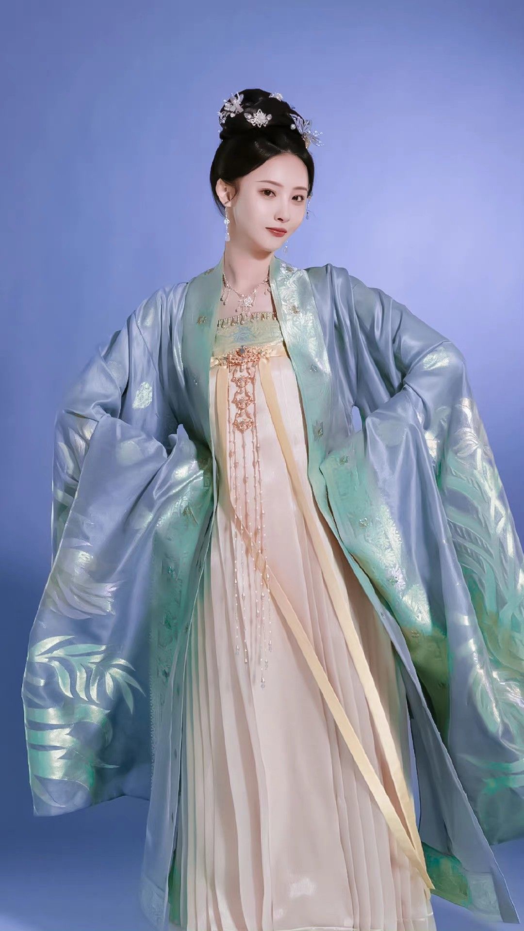 Elegant Summer Sleepwear:The Rise of Pajamas in Traditional Chinese Hanfu Fashion for Women