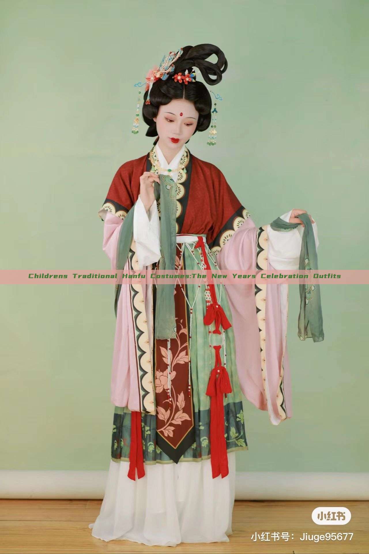 Childrens Traditional Hanfu Costumes:The New Years Celebration Outfits Childrens Traditional Hanfu Costumes:The New Years Celebration Outfits