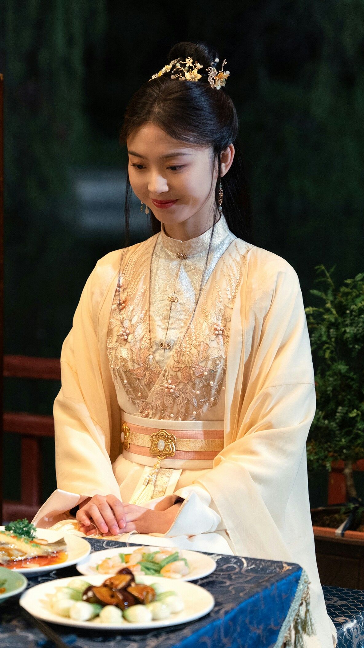 Blooming in Traditional Chinese Splendor:The Story of Huajiahanfu and Hongzhaoyuan Blooming in Traditional Chinese Splendor:The Story of Huajiahanfu and Hongzhaoyuan