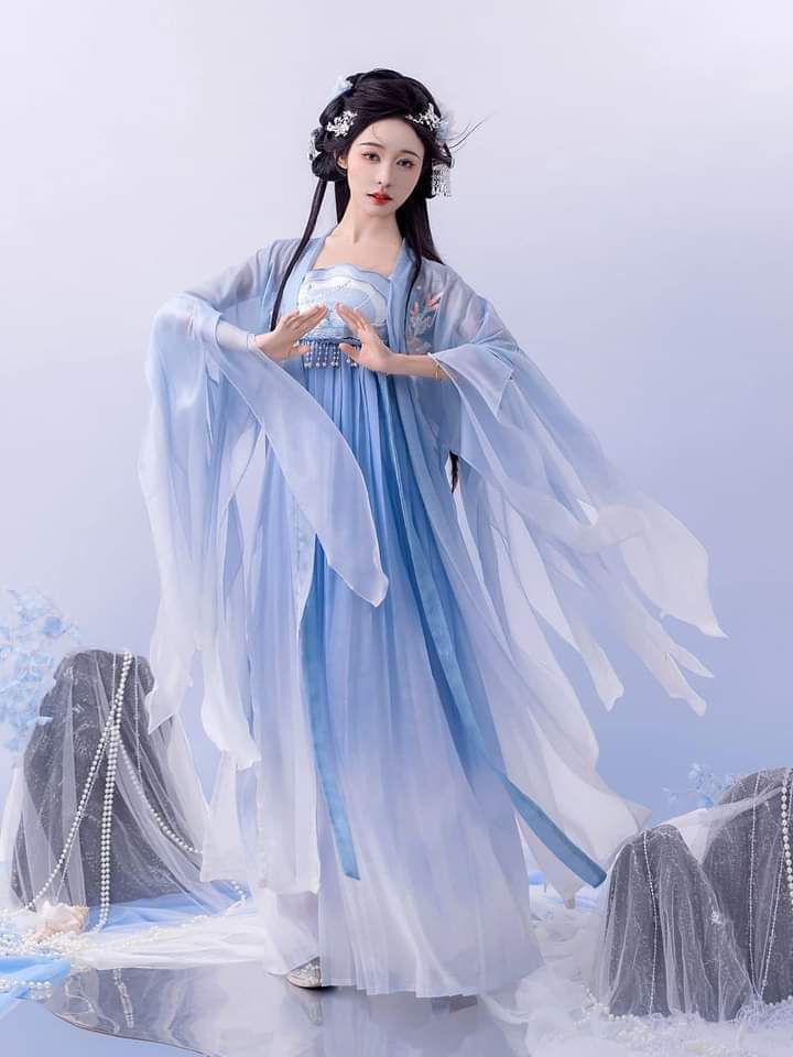 Summer Fashion Trends:The Traditional Charm of Chinese-Style Maan Skirt for Girls Summer Fashion Trends:The Traditional Charm of Chinese-Style Maan Skirt for Girls