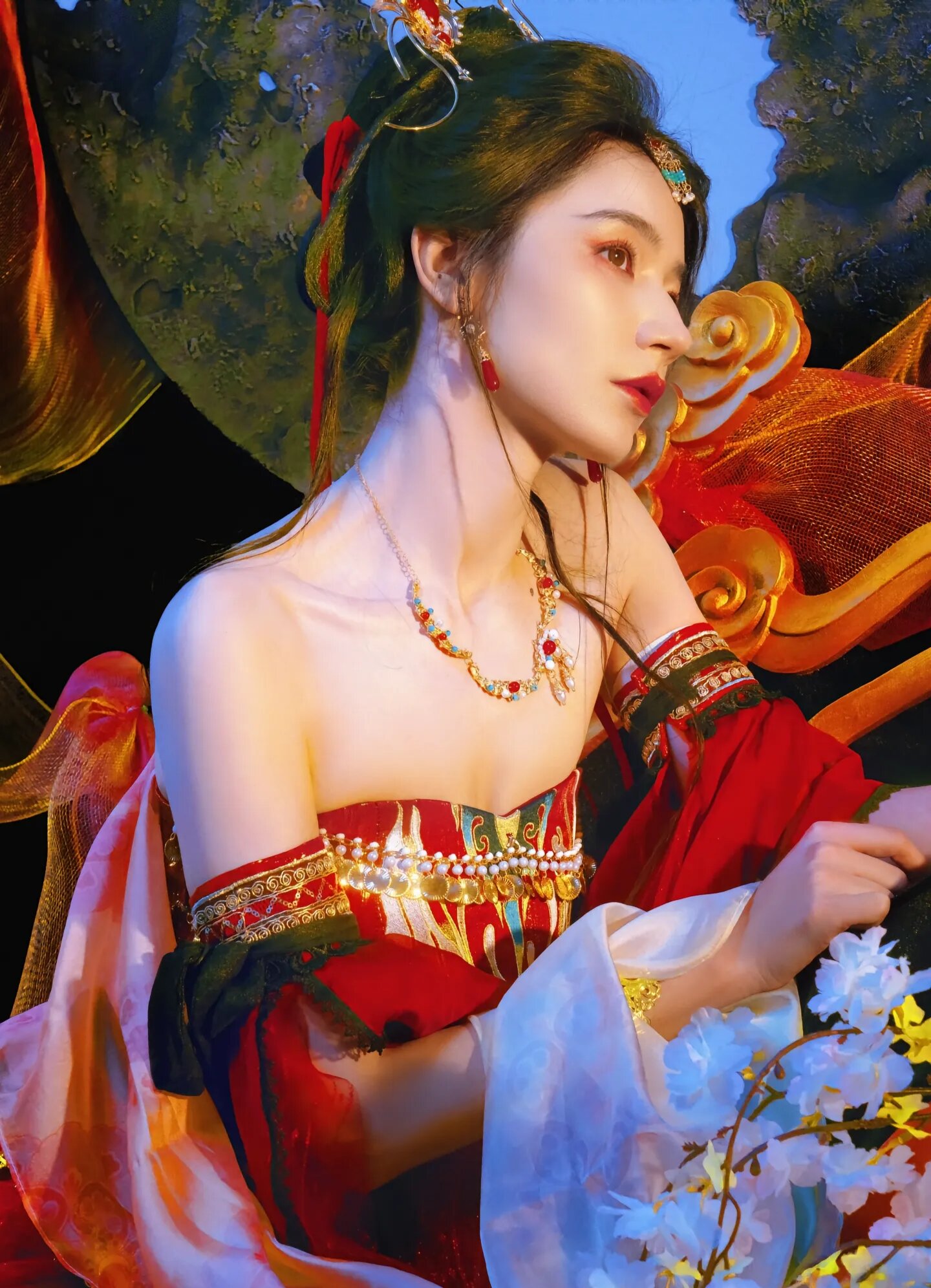 The Rise of Cheongsam:Embracing a Splendid Cultural Journey The Rise of Cheongsam:Embracing a Splendid Cultural Journey