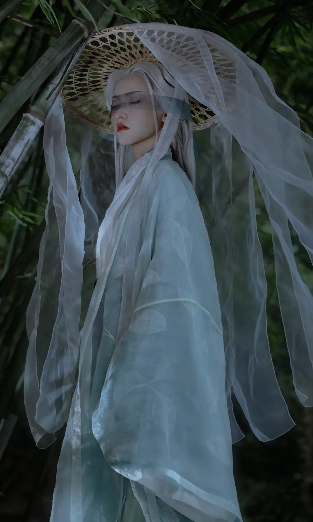 Winter Fashion:The Rise of New Chinese-Style Blouses with Horseface Skirts Winter Fashion:The Rise of New Chinese-Style Blouses with Horseface Skirts